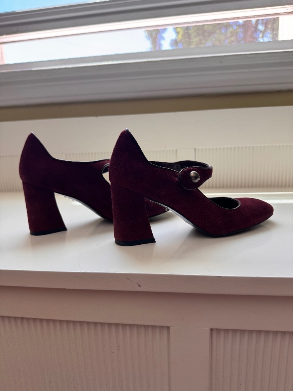 Stuart Weitzman Maroon Suede